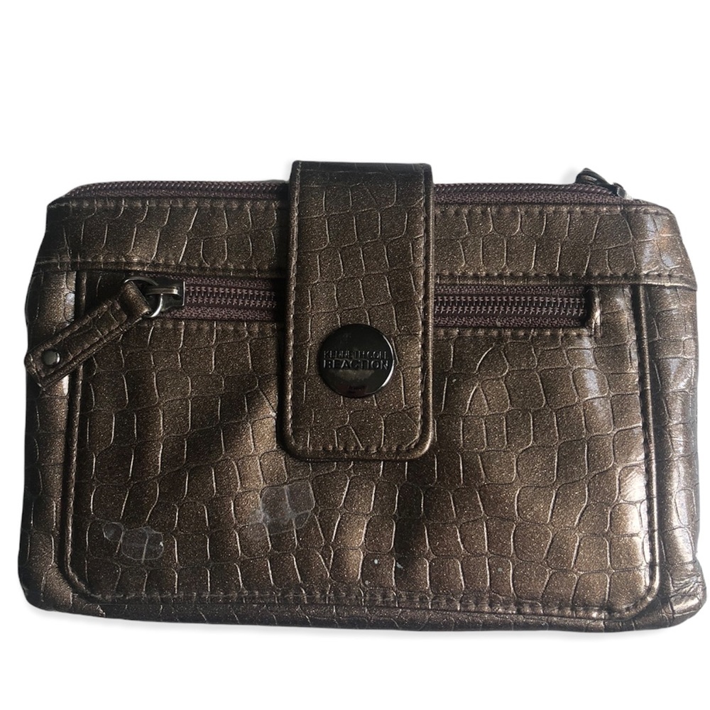 KENNETH COLE REACTION BROWN ALLIGATOR COIN PURSE